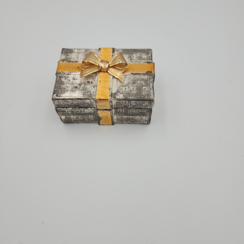 Vintage Linden‎ "Endless Love" Jewerly Trinket Music Box With Bow